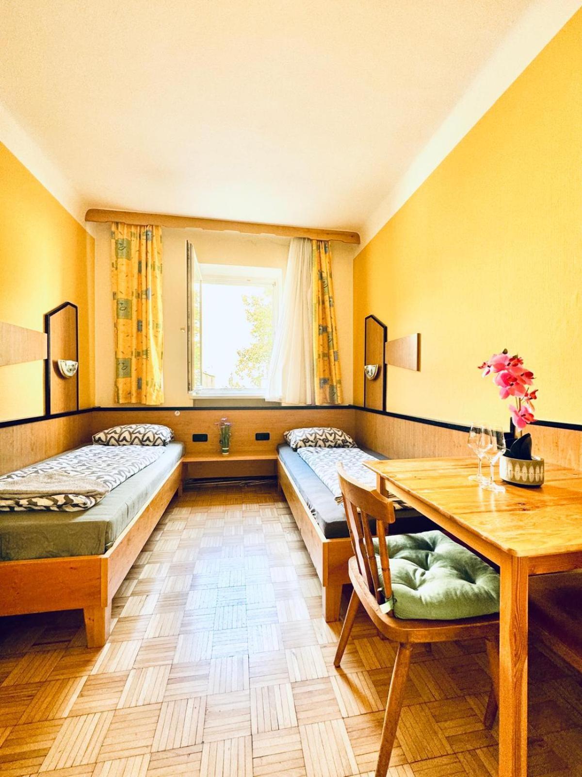 Affordable Central Rooms, 10-Min To Lugner City Wien Exterior foto