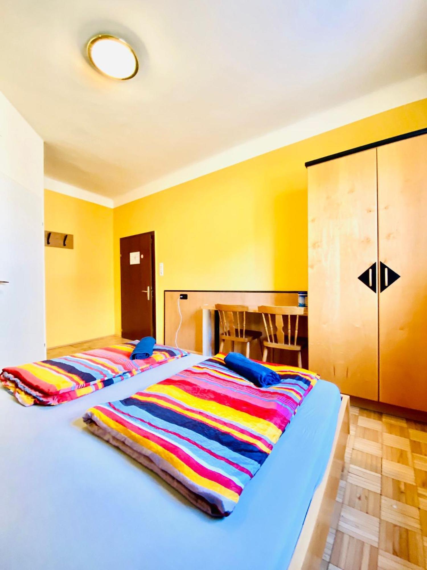 Affordable Central Rooms, 10-Min To Lugner City Wien Exterior foto