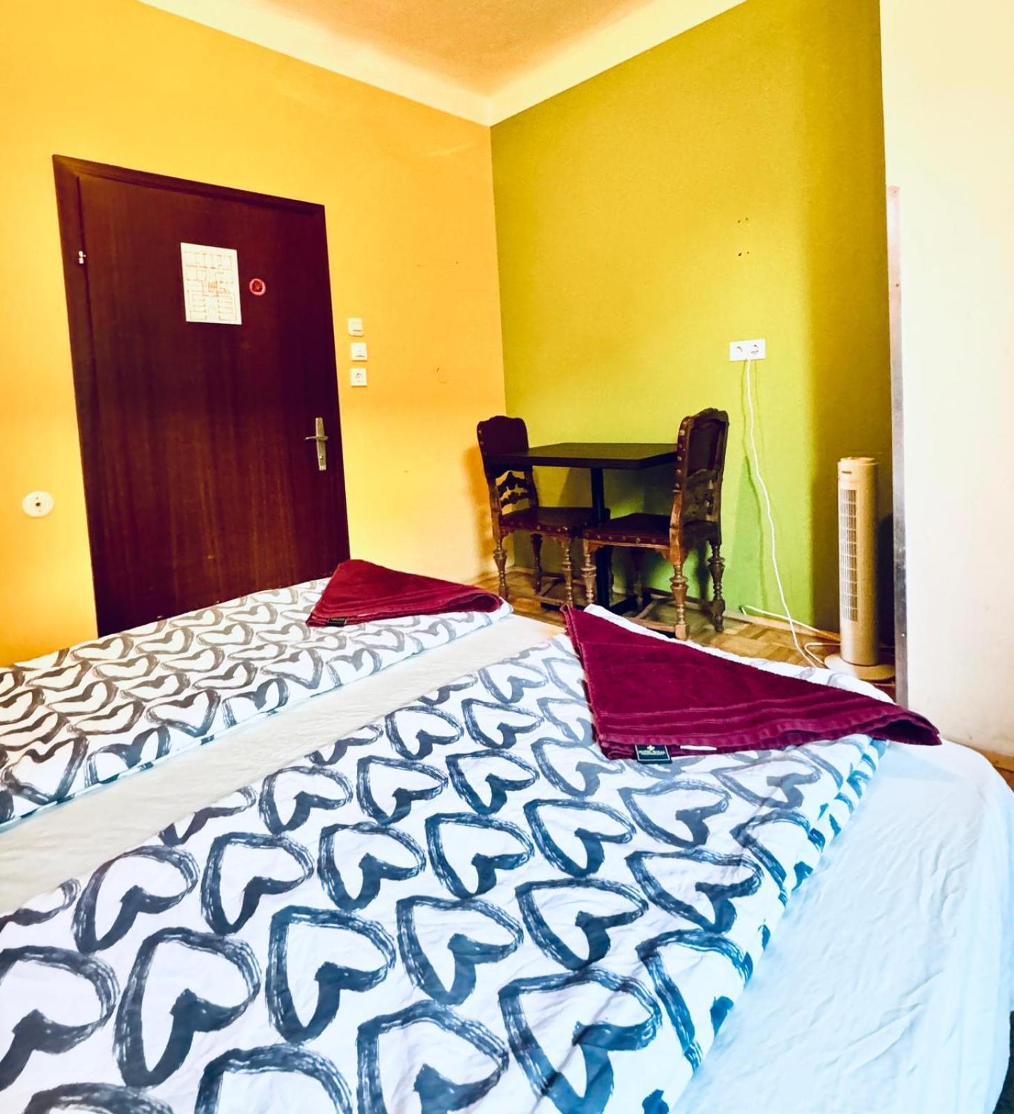 Affordable Central Rooms, 10-Min To Lugner City Wien Exterior foto